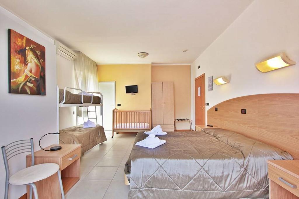 Hotel Carla 리그나노 사비아도로 외부 사진